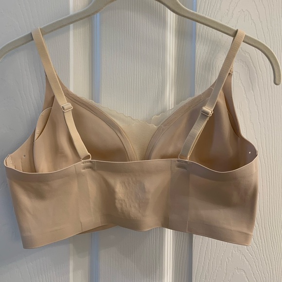 Rhonda Shear bra - Picture 2 of 4